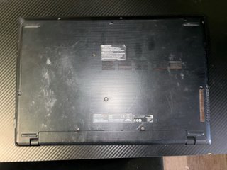 Portátil Toshiba Negro Windows 10