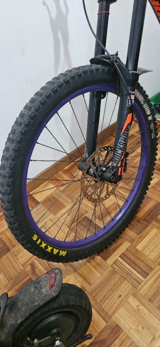 Bicicleta Downhill