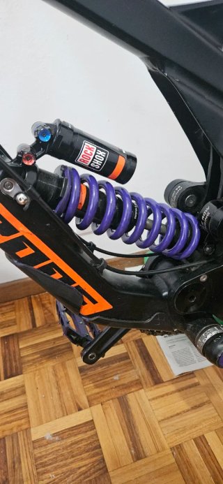 Bicicleta Downhill