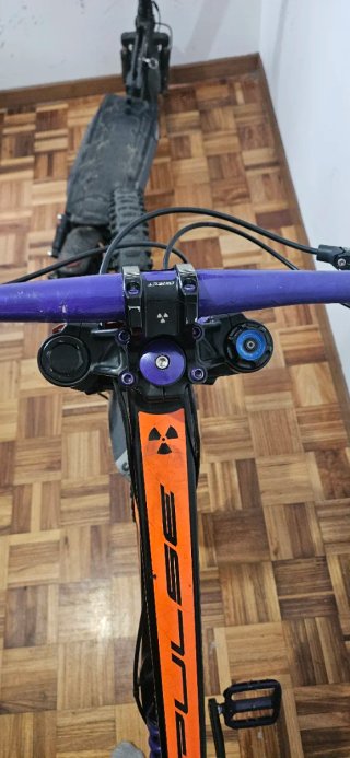 Bicicleta Downhill