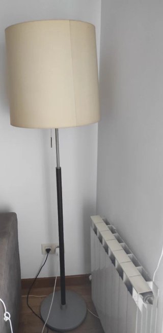 Lámpara de pie beige y gris 1,60m
