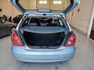 Nissan Almera 2005