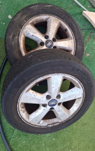 Llanta Ford Tourneo Connect