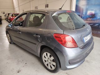 Peugeot 207 2006