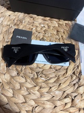 Occhiali da sole Prada neri