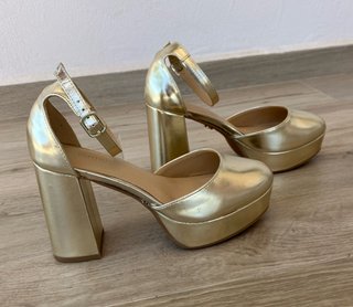 Zapatos piel fiesta dorados Formula Joven 36