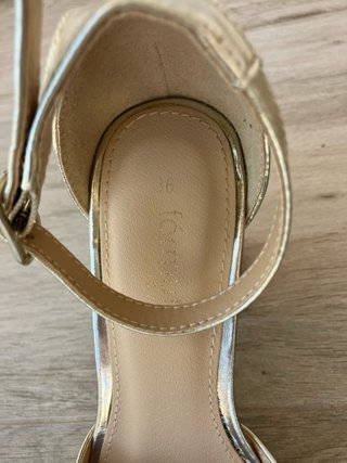 Zapatos piel fiesta dorados Formula Joven 36