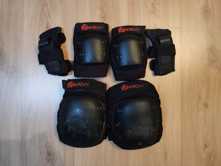 Patines Rollerblade Talla 40.5 + Casco y Proteccio