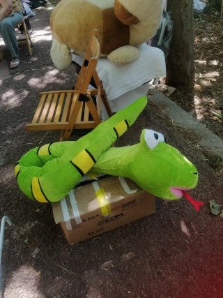 Peluche serpiente verde grande