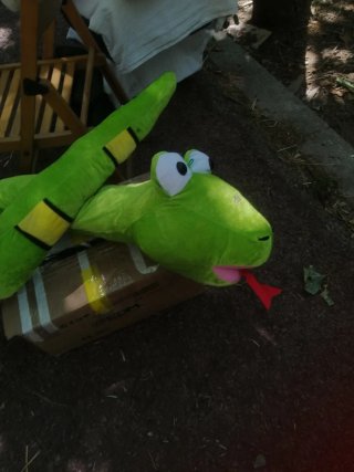 Peluche serpiente verde grande
