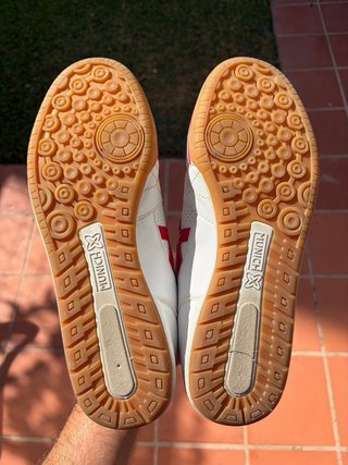 Zapatillas Munich Fútbol Sala Blancas y Rojas