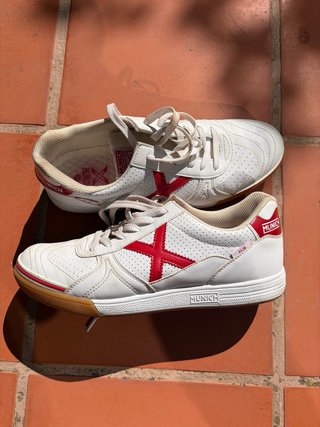 Zapatillas Munich Fútbol Sala Blancas y Rojas