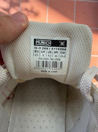 Zapatillas Munich Fútbol Sala Blancas y Rojas