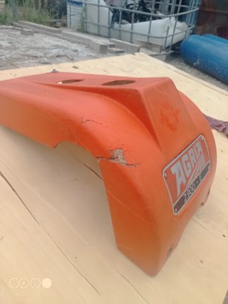 Capot Agria 2900 E