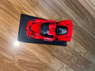 Ferrari Enzo Modelo de Colección 1:18