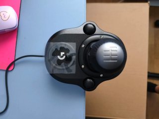 Logitech G920 Racing Wheel y Pedales Xbox