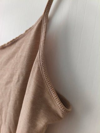 Camiseta tirantes marrón