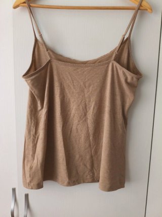 Camiseta tirantes marrón