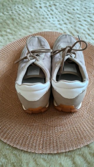 Zapatillas Parfois beige talla 37