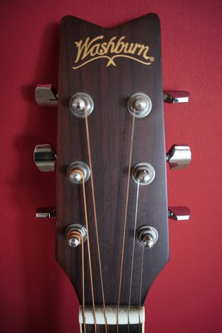 Guitarra Acústica Washburn D8