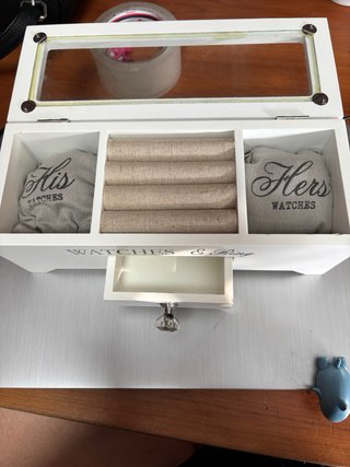 Organizador de relojes y anillos blanco