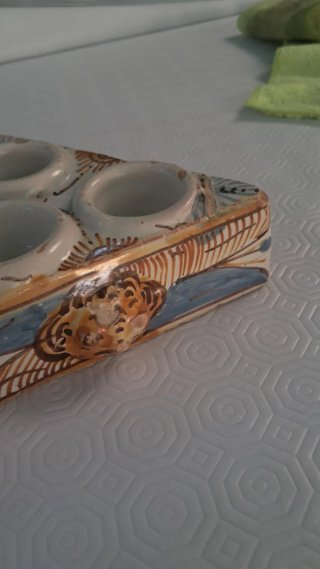 Especiero antiguo cerámica triangular