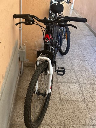 Bicicleta Megamo 24 Negra/Roja