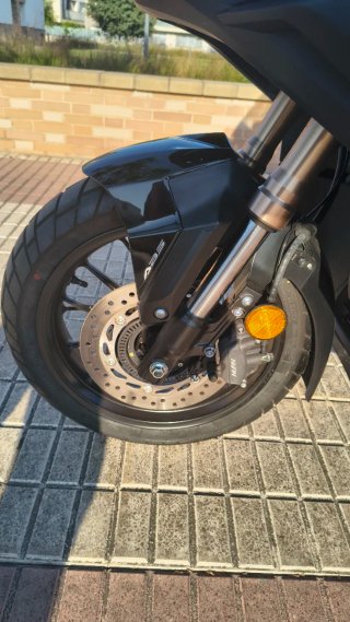 Honda ADV 350 Azul Oscuro