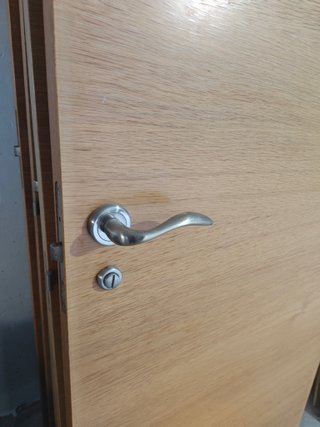 Puertas de madera maciza de roble