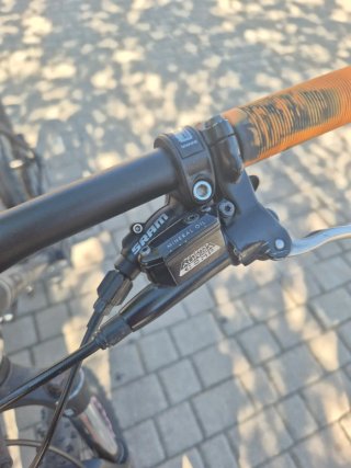 B'Twin Rockrider 26" Talla L - Frenos hidráulicos