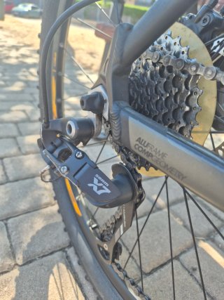B'Twin Rockrider 26" Talla L - Frenos hidráulicos