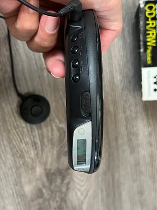 Sony CD Walkman D-EJ030