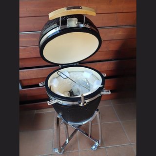 Barbacoa Kamado HOMURA Negra NUEVA SIN USAR