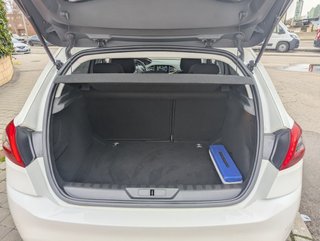 Peugeot 308 1.5BlueHdi EAT8 Garantía IVA Inc Autom