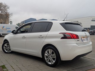 Peugeot 308 1.5BlueHdi EAT8 Garantía IVA Inc Autom