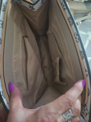 Bolso de mano verde y dorado