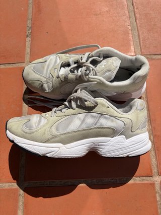 Zapatillas Adidas Yung-1 Beige Talla 43 1/3