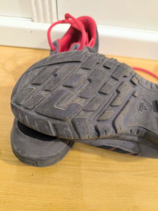 Zapatillas trekking niña Quechua T34