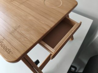 Tavolino pieghevole in bambù per divano/letto