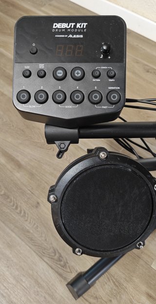 Batería Electrónica Alesis Debut Kit