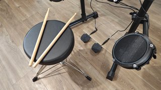 Batería Electrónica Alesis Debut Kit