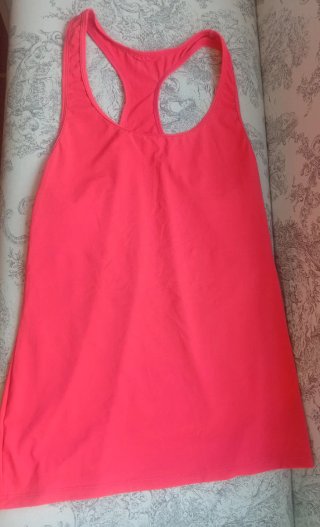 Camiseta sin mangas rosa fucsia Talla M
