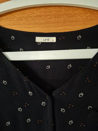 Camisa estampada Unit negra multicolor