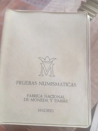 30 Carteras Numismáticas Juan Carlos 1975