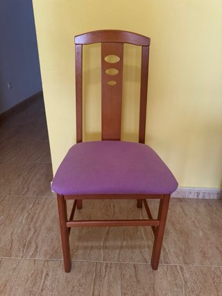 Conjunto de salón: mesa y sillas