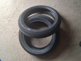 Neumático de competición para agua