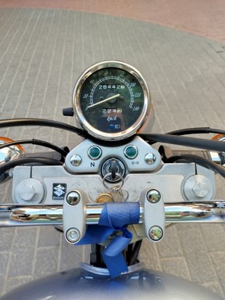 Moto Custom suzuki marauder 125