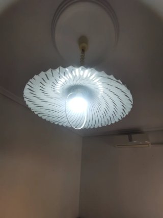 Lámpara colgante de cristal y plástico
