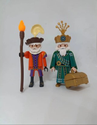 Playmobil Reyes Magos con Cofre y Antorcha y paje