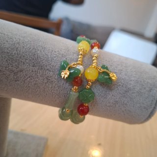 Juego de pulseras de jade y perlas